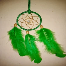 Green Mini Dreamcatcher Christmas Home decoration Feather Bead Car Wall Hanging 