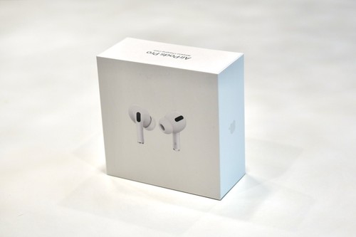 Apple AirPods Pro 1st Gen with MagSafe Charging Case Authentic