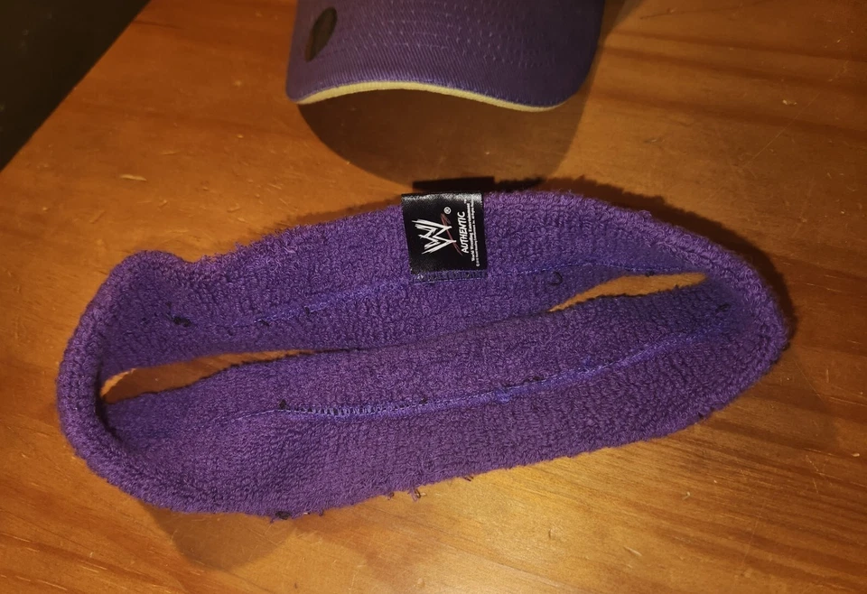 U C ME Púrpura Amarillo Talla Juvenil Sombrero Gorra Y Diadema Púrpura Excelente Condición Foto 3 de 4