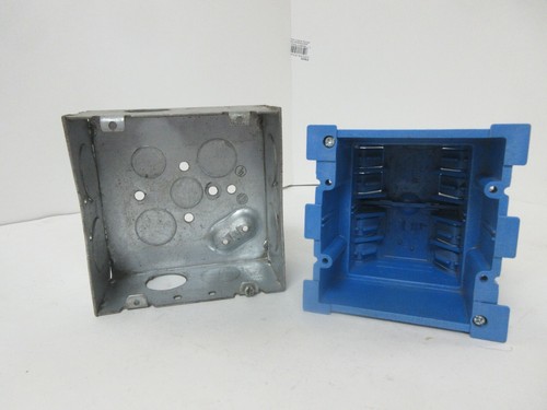 LOT OF 2 ELECTRICAL BOXES, 4' METAL JUNCTION & 34 CU IN 2 GANG PVC WALL BOX - Picture 2 of 9