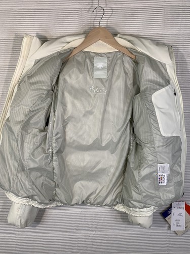 DESCENTE Women’s Down Jacket Cream Ivory DIA3590WU Size 8 /S Repair - Picture 9 of 21