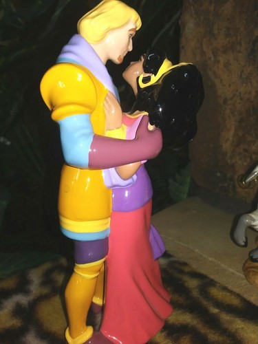 HUNCHBACK NOTRE DAME ESMERALDA PHOEBUS, CLOPIN DJALI MATCHED CERAMICS w/Stickers - Picture 5 of 9