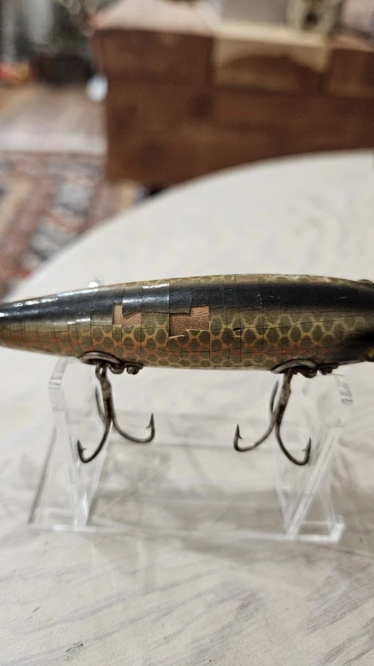 Vintage Heddon 150 Gold Scale Black Back. Marked Props L-Rig Hardware Blush Chin - Image 4 of 4