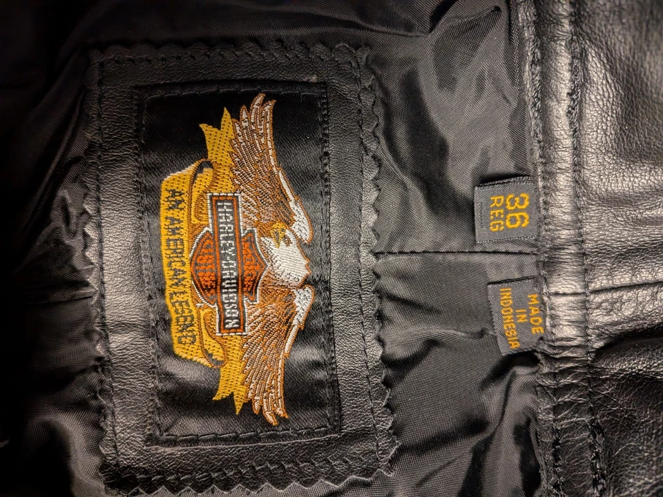 Pantalones de montar Harley-Davidson de cuero negro para hombre 36 | cuero negro Foto 2 de 4