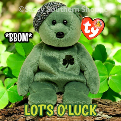 LOT'S O'LUCK 2007 Ty Beanie Babies Green Shamrock BBOM Irish - Main Image