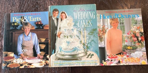 Martha Stewarts Torten & Torten Hors D'oeuvres Das Wilton Buch der Hochzeitstorten Posten