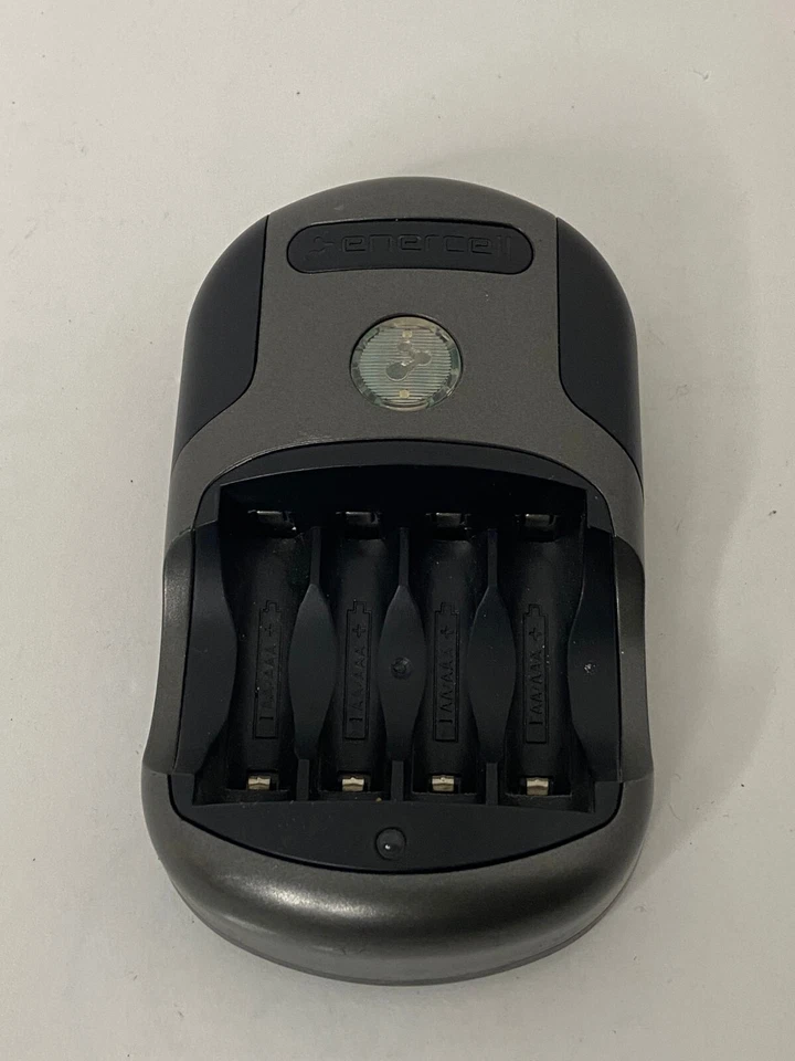 🥝 Enercell 4-Bay Battery Charger AAA/ AA 1 To 2 Hour Battery Charger 2300787 L6 - Image 2 of 4
