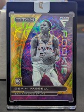2020-21 Panini Flux Titan Rookies Devin Vassell #36 Gold Scope /18 Spurs