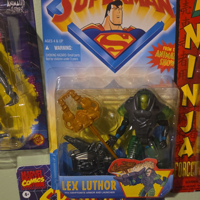 Kenner Superman Animated Series Lex Luthor Kryptonite Armor & Launcher