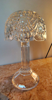 Crystal clear cut Fairy Lamp diamond cut scalloped shade. Lovely Lamp