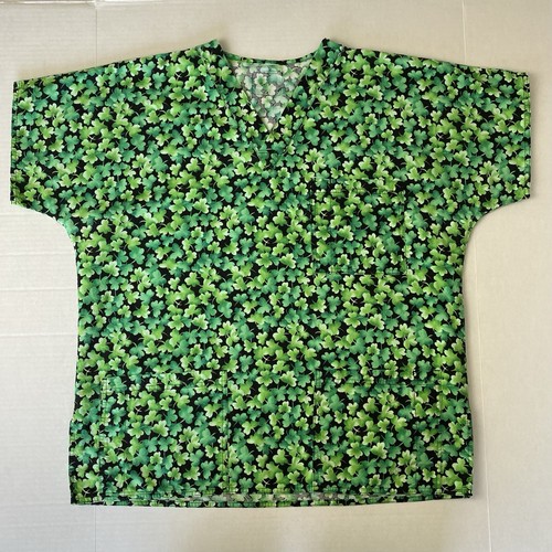 S.C.R.U.B.S. Scrub Top Size Large St Patrick's Day Black Green Clover Print - Picture 2 of 6