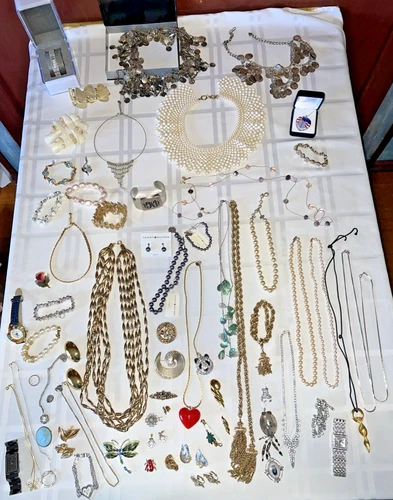 Lot of Vintage Costume Jewelry Assorted Makers Over 5lbs