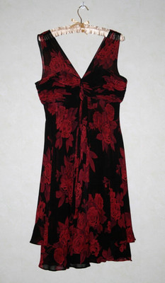 NWOT DONNA RICCO 100% SILK BURGUNDY/BLACK FLORAL PARTY/COCKTAIL DRESS 8