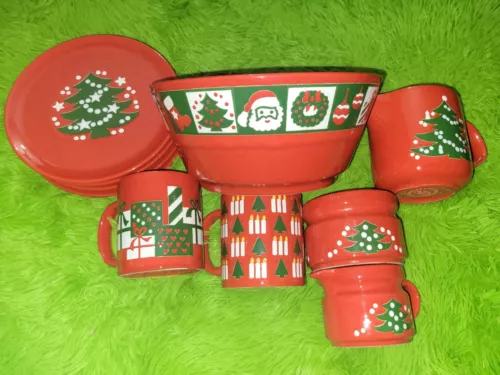 Vtg Waechtersbach West Germany Christmas Set of Mugs,Plates,bowl, 10 Pieces.