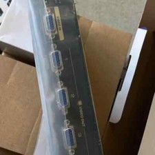 450MHz Bandwidth 4 Port VGA Splitter Amplifier Box 1 PC to 4 Monitors