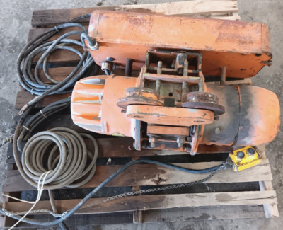 P & H HEVI-LIFT HOIST (FOR PARTS ONLY) MISSING TROLLEY SERIAL NO. 608740