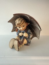 Hummel Goebel 152/OB Umbrella Girl