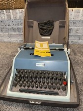 Vintage Olivetti Underwood Model 21 Typewriter Blue with Hard Case, Cover,Manual thumbnail
