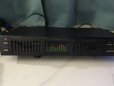 Realistic Ten Band with Graphic Display Equalizer Model 31-2020A works 