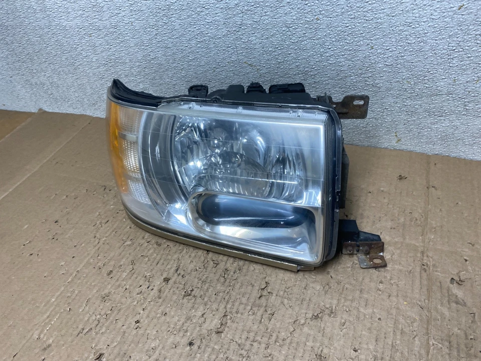 Faro lateral derecho pasajero Infiniti QX4 2001 a 2003 xenón HID OEM T7973 DW Foto 2 de 4
