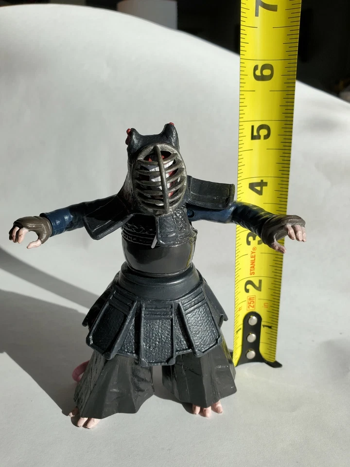 TMNT- DOJO SPLINTER- 2014 Viacom Playmates(figure + hood) - Image 4 of 4