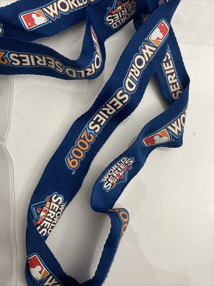 2009 WORLD SERIES NEW YORK YANKEES LANYARD & “I WAS THERE” EXCLUSIVE PIN ⚾️ - Image 4 of 4