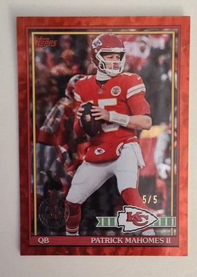 2026 Topps (Patrick Mahomes) 91TF-13 35th Anniversary (Red Crackle #5/5) Bookend