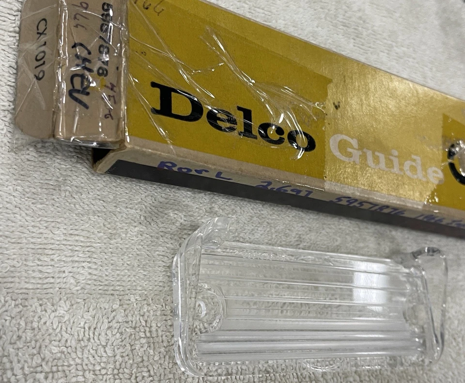 Новый из старых запасов 1966 и 1967 Chevrolet Impala & Caprice LH или RH резервный фонарь объектив - Изображение 3 из 4