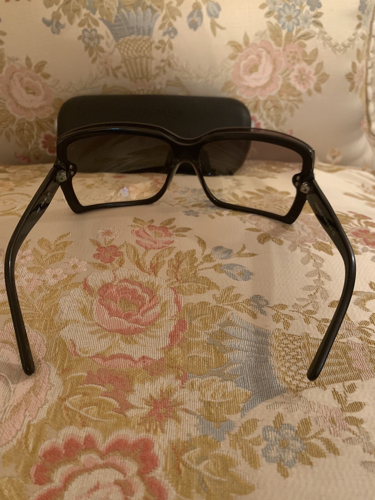 Authentic Chanel Sunglasses Oversized CC Monogram Vin… Gem