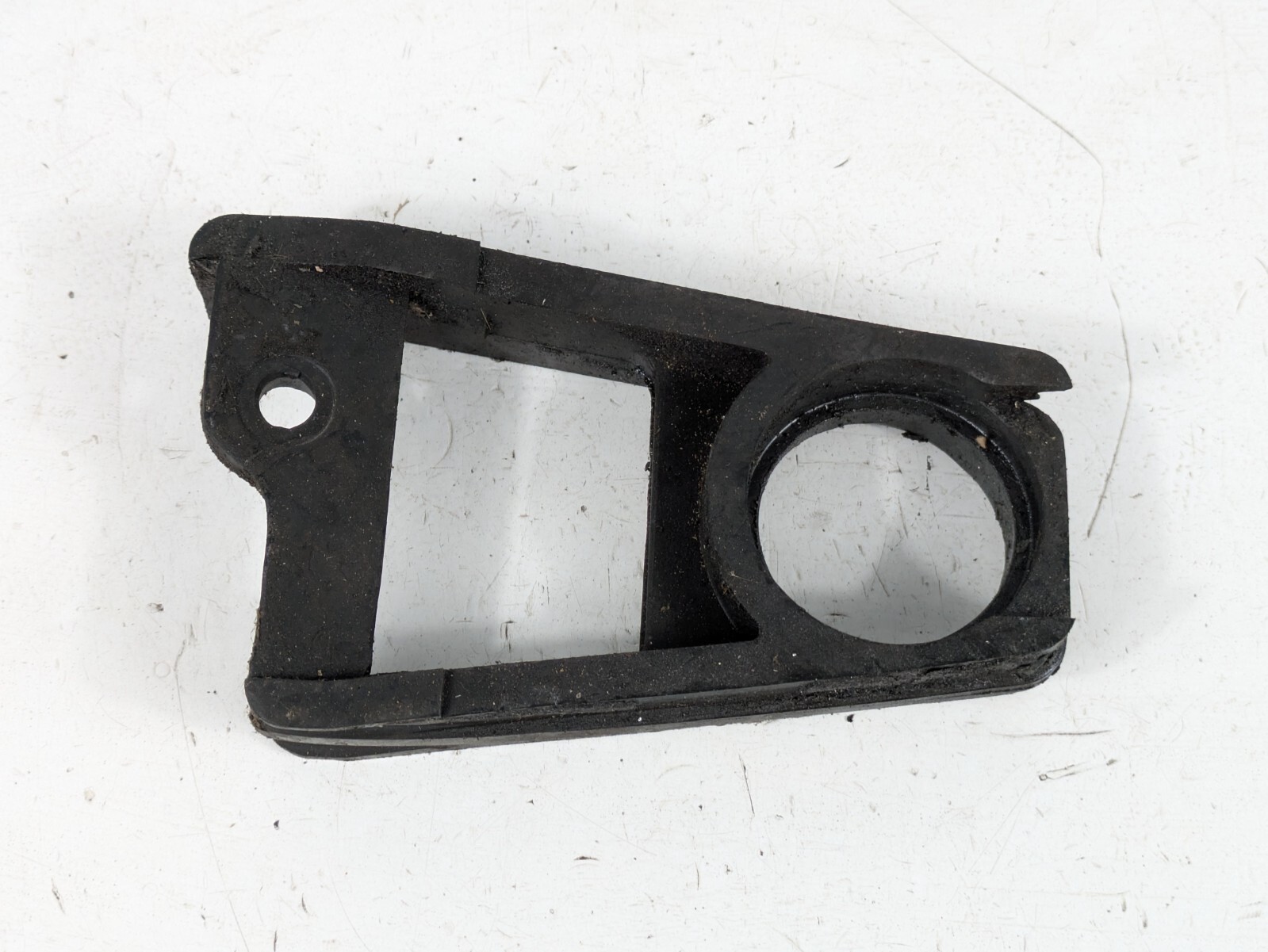 1991 - 1993 Suzuki Bandit 400 GSF GSF400 Swingarm Rubber Chain Guard Guide Slide