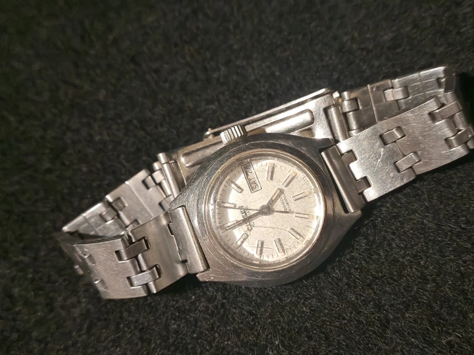 vintage Citizen Automatic 28600 21 Jewel - image 4 of 4