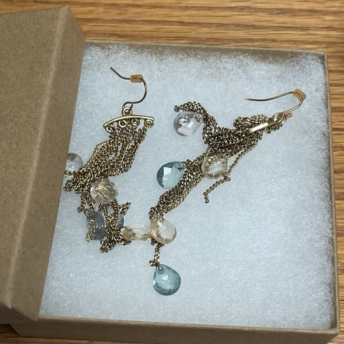 Earrings Long Dangle Gold Tone - Picture 7 of 9