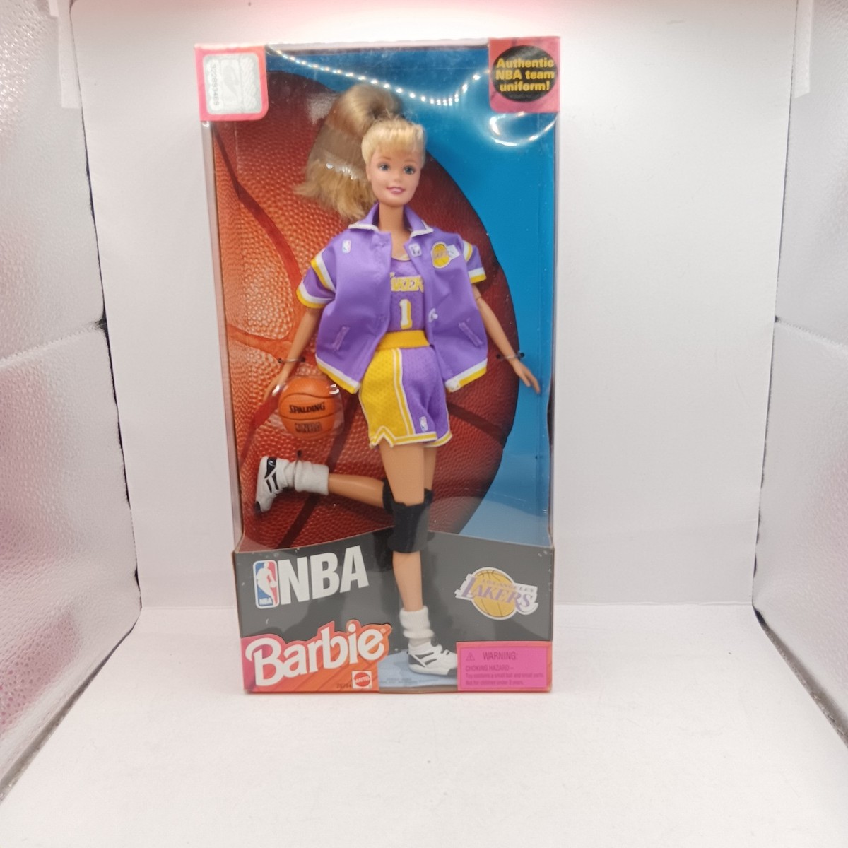 1998 Los Angeles Lakers BARBIE NBA Basketball #20704 MATTEL