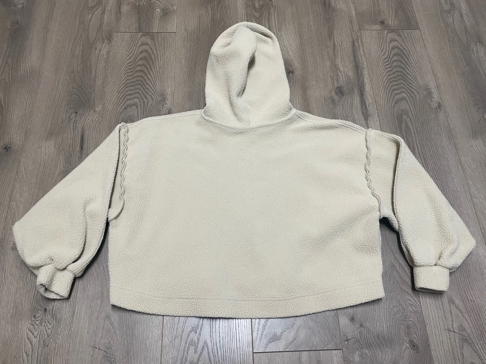 OFF WHITE We the Free x Free People Nebraska top in pile oversize avorio con cappuccio piccolo