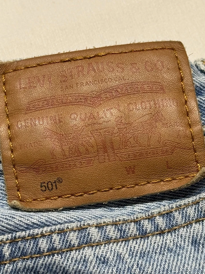 Jeans Levi’s 501xx Botón Envejecido Mosca Azul Talla 30x30 Hecho en EE. UU. Denim Rasgado Foto 4 de 4