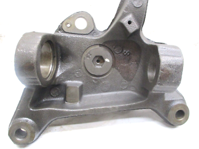 F81A-3105-BG 99 to 04 F250 2 wd Front Steering Knuckle Spindle