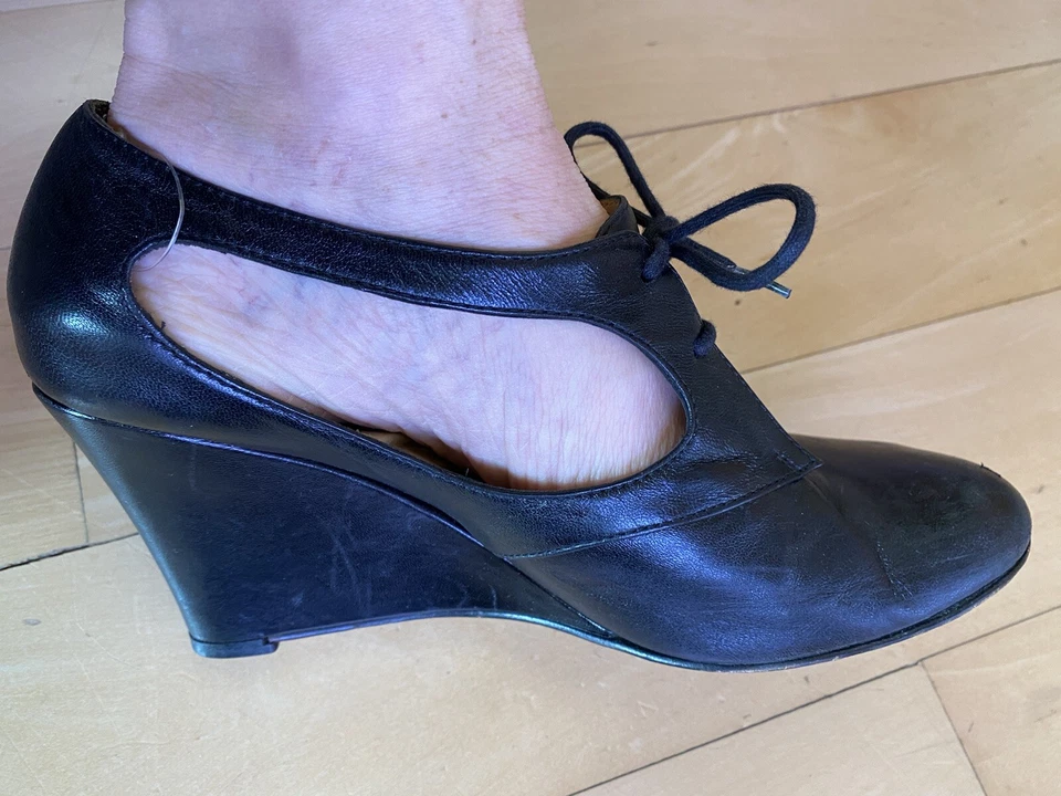 CEREMONIA DE APERTURA Botines de cuña de cuero con cordones 37 6,5 Foto 2 de 4