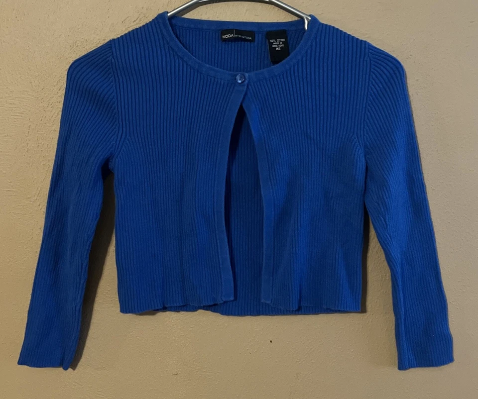 Moda International Women's Blue Cropped Cardigan Sweater - Size XS - Image 2 of 4