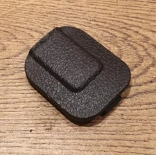 KIA SPORTAGE 2004-2010 MK2 SEAT FRONT DRIVER / PASSANGER SIDE COVER TRIM LID CAP