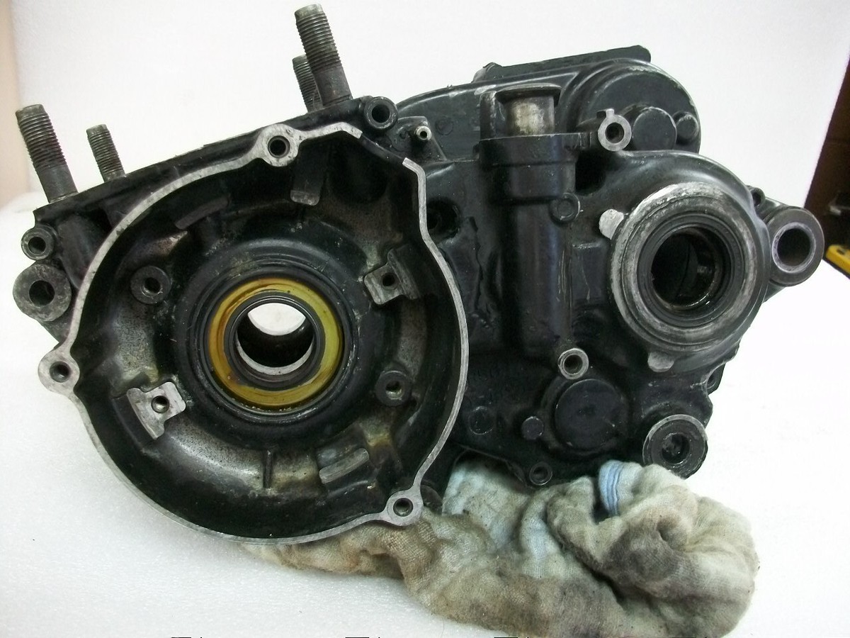 1983 Yamaha YZ490 Engine Cases Left & Right YZ 490 Crank