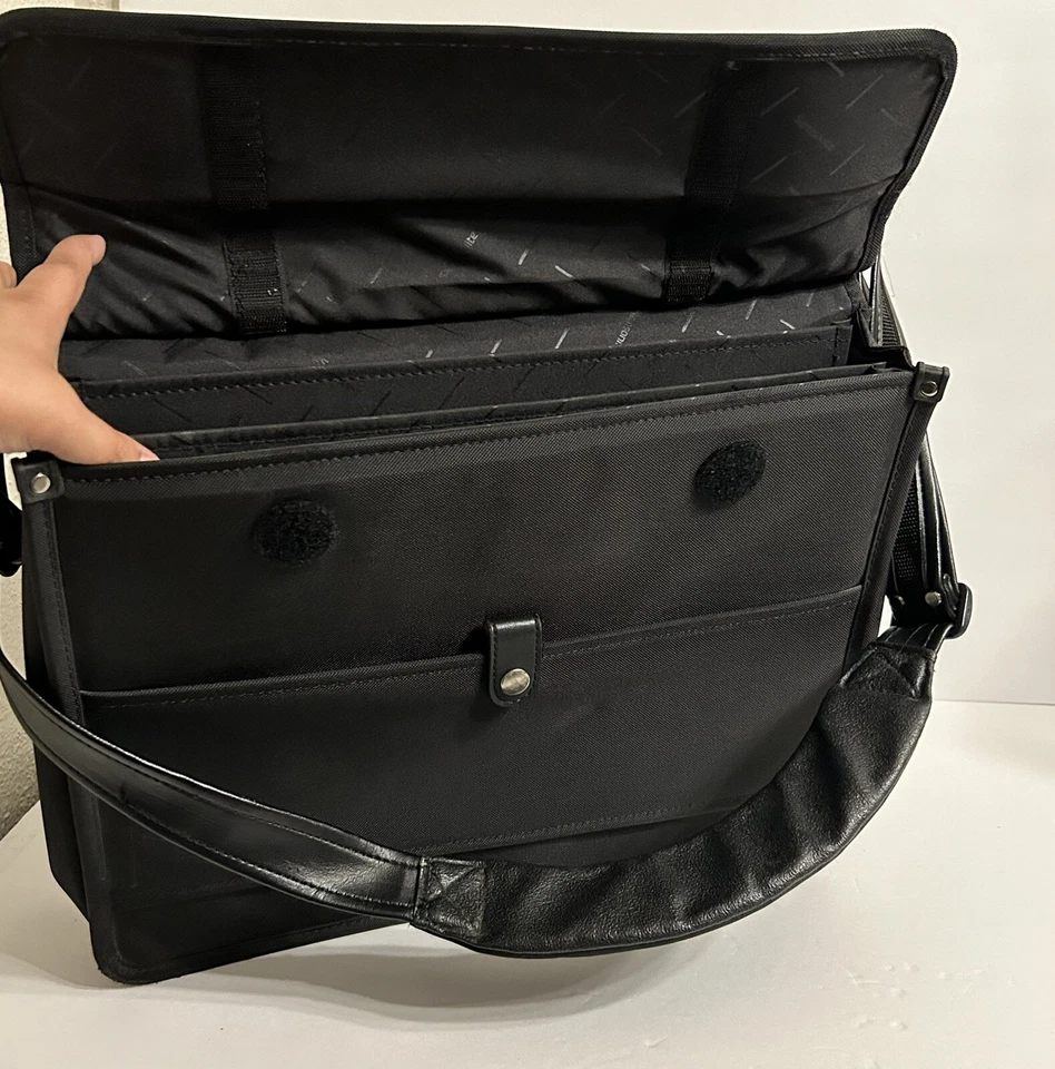 Samsonite Bolso Mensajero para Laptop Negro Lona Cuero Doble Bloqueo Correas con Llaves Foto 4 de 4