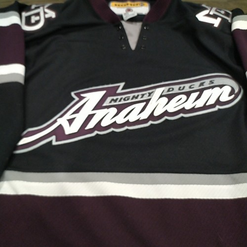 Koho Anaheim Mighty Ducks Script NHL Hockey Jersey Black Alternate S Niedermayer - Picture 3 of 12