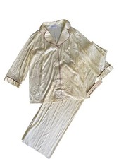 Vassarette Pajama Nightwear Set Women Ivory Pant  Top 100 Nylon 2 Piece NWT