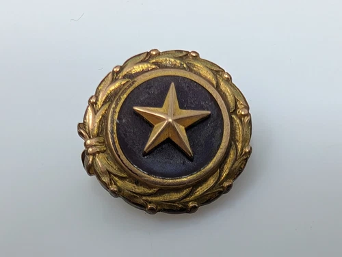 WW2 GOLD STAR MOTHERS US Military Pin Killed In Action Engraved BCG August 1947