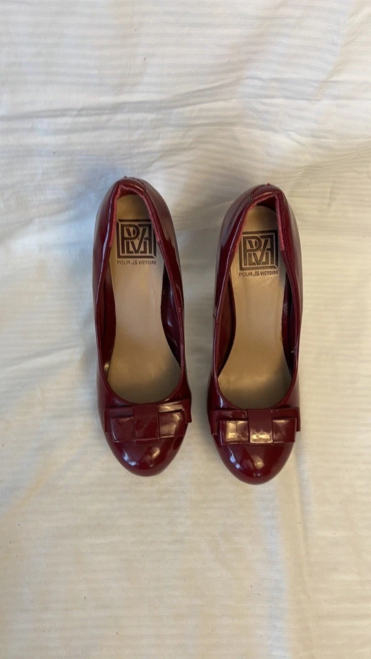 Pour La Victoire Pumps Shoes Red Patent Leather Size 8 - Image 2 of 4