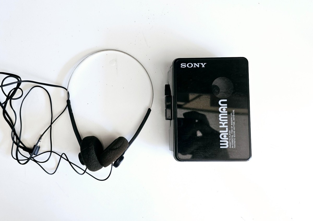 ポータブルプレーヤー SONY WALKMAN WM-B10 Sony WM-B10 ▷ Walkman.land
