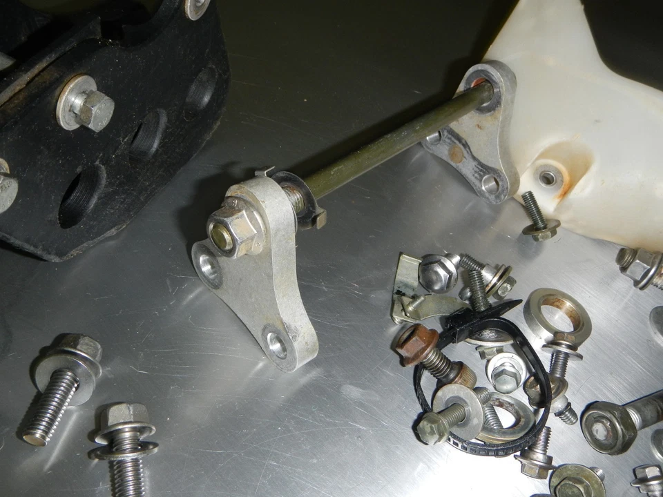 2007 07 Yamaha YZ450F YZ450 YZ 450F 450 YZF parts lot - Imagem 4 de 4