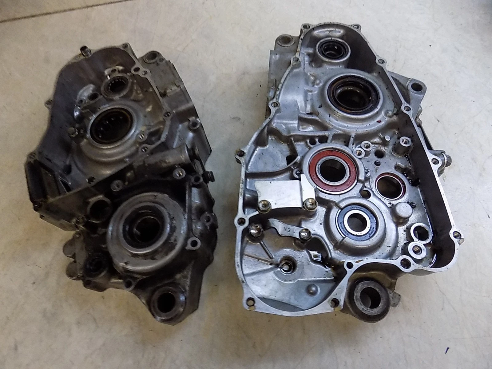 Honda CRF450R Engine Case Half Set left right   CRF 450R R 2012