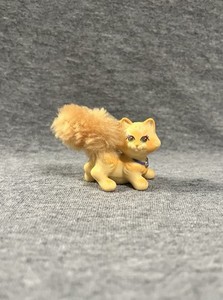 LITTLEST PET SHOP KENNER 1994 ORANGE YELLOW KITTEN CAT FLUFFY TAIL VINTAGE LPS