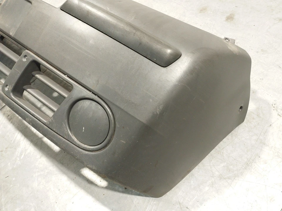 Parachoques delantero 8200201446 / 2827488 para Renault Trafic II Bus JL 2. Foto 2 de 4